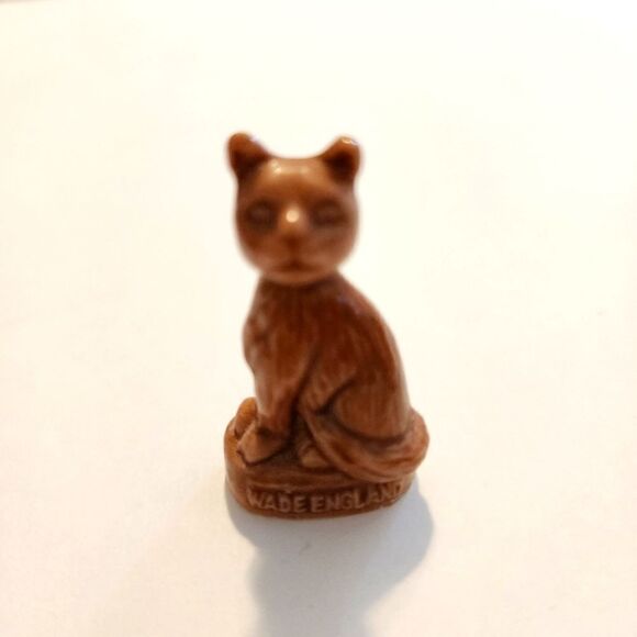 Vintage 1960s Tetley Tea Prize Wade Miniature Cat Figurine - Picture 1 of 5